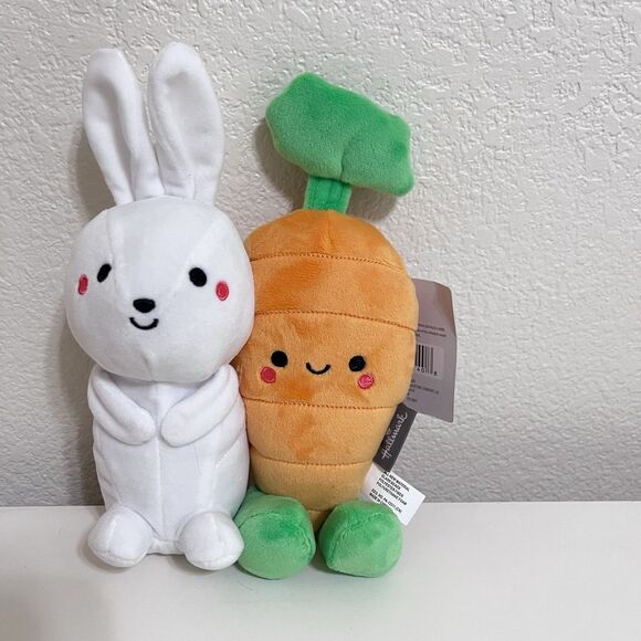 Hallmark Better Together Bunny and Carrot Magnetic Plush Pair Set w/ TAGS - Picture 3 of 7